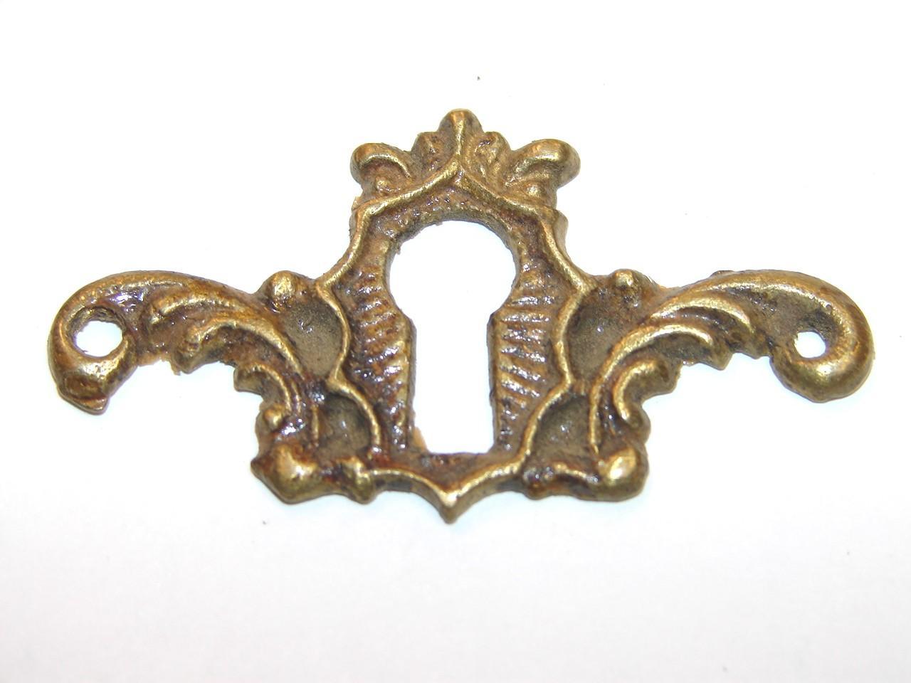 ANTIQUE RESTORATION HARDWARE AT ROBINSONS ANTIQUES ESCUTCHEONS