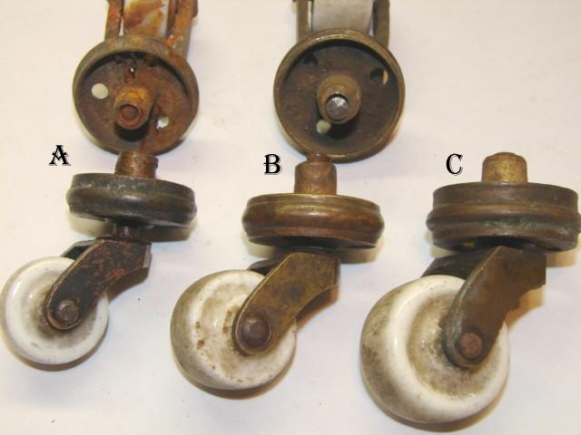 Antique Restoration Hardware, Castor