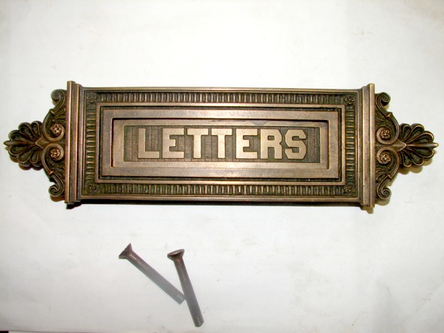  Antique Restoration Hardware, Mail