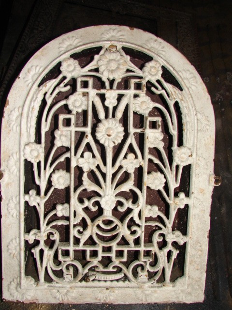  Antique Restoration Hardware, Register