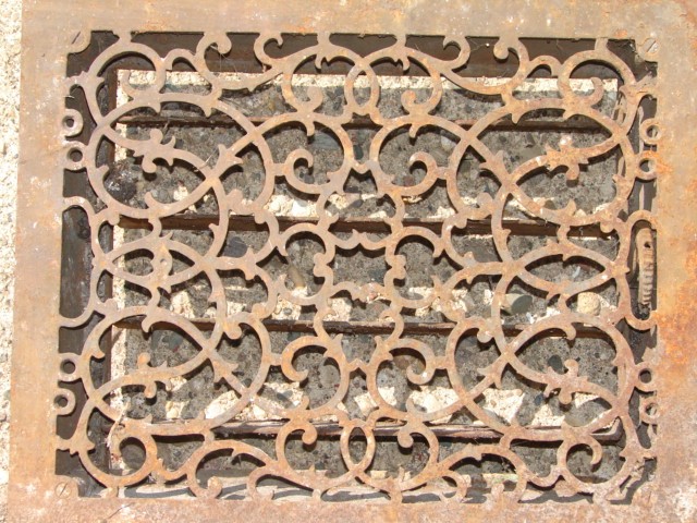  Antique Restoration Hardware, Register