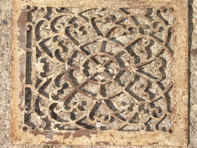  Antique Restoration Hardware, Register